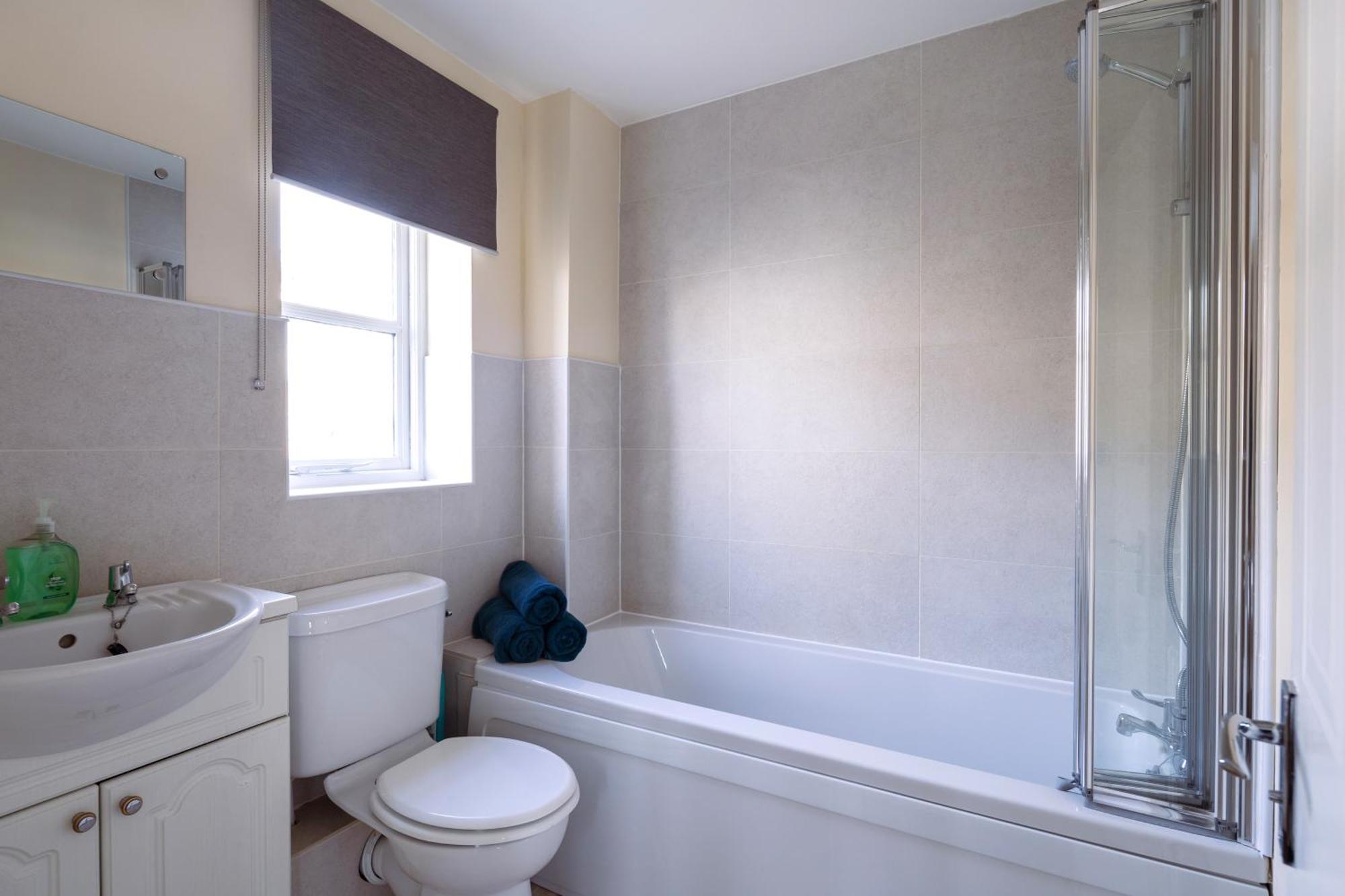 Guildford Townhouse With Parkingヴィラ エクステリア 写真